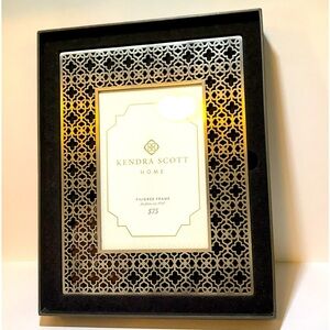 Kendra Scott Home Silver Filigree Frame 4 x 6  New In Box